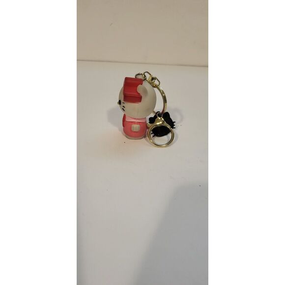 Hello Kitty 2" Chunky Rubber 3D Key Chain / Ring Red & Pink Used - Picture 4 of 5